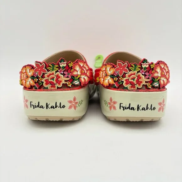 NWT Mens Size 11 Frida Kahlo Bone Red Crocs Classic Clogs - Picture 6 of 11